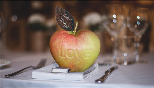 Heart apple mold with  "love"  (5 pieces )